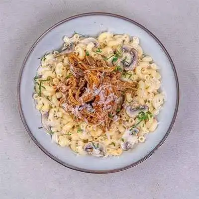 Mushroom Macaroni with Pulled Beef
